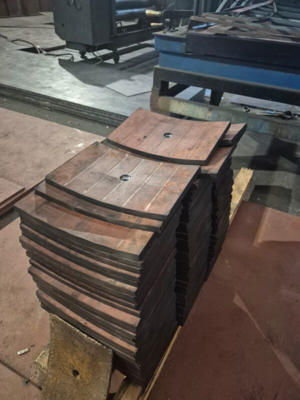 cnc büküm, aşınma plakası büküm